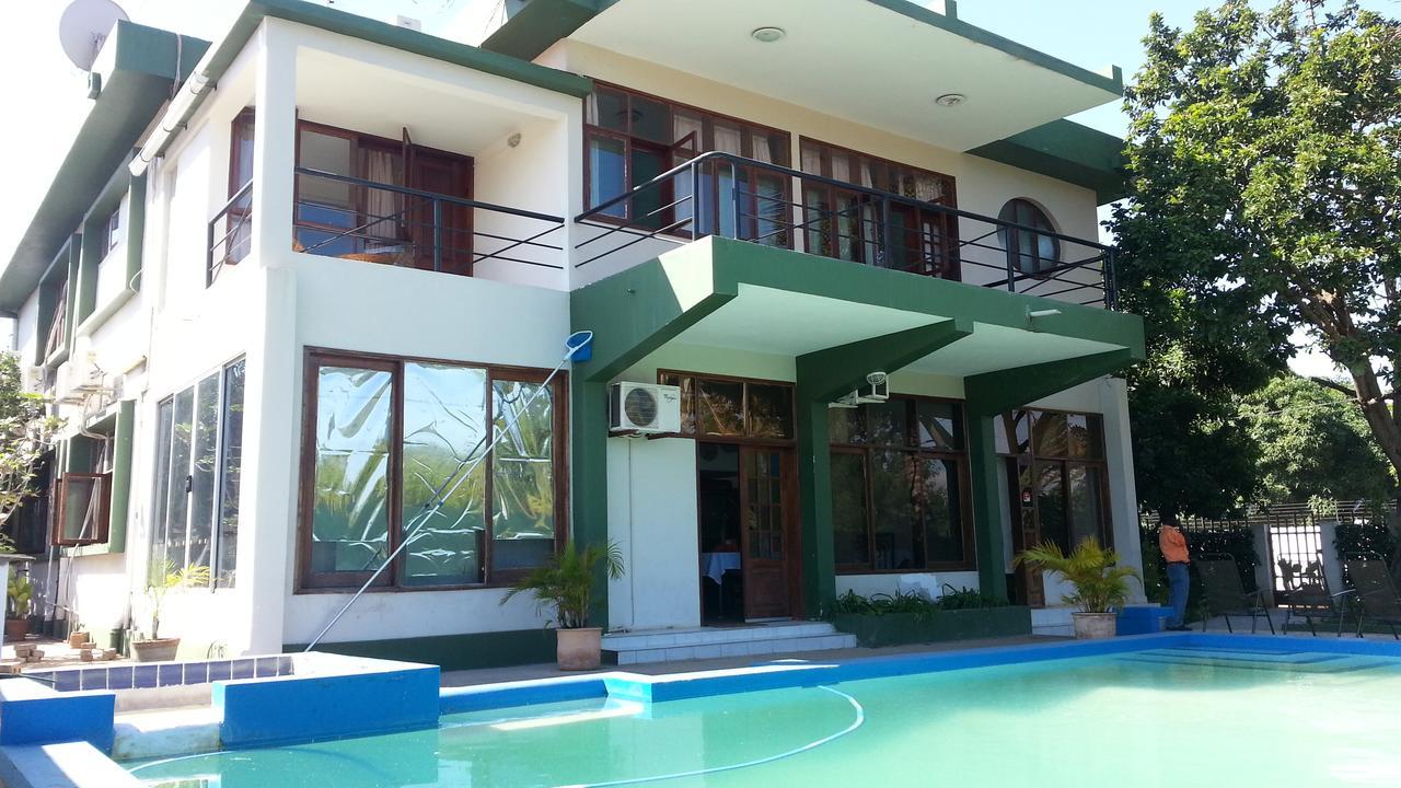 Marumadi Planeta Mocambique S. Vincente de Paulo Exterior foto
